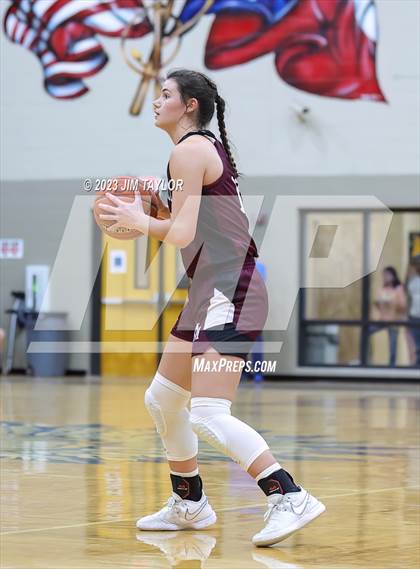 Thumbnail 3 in Martins Mill vs Idalou (Lipan HD Howard Classic) photogallery.