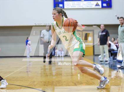 Thumbnail 3 in Martins Mill vs Idalou (Lipan HD Howard Classic) photogallery.