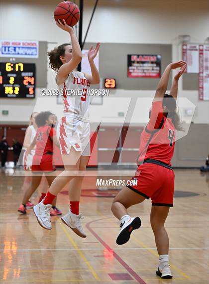 Thumbnail 2 in Lodi vs. Lincoln photogallery.