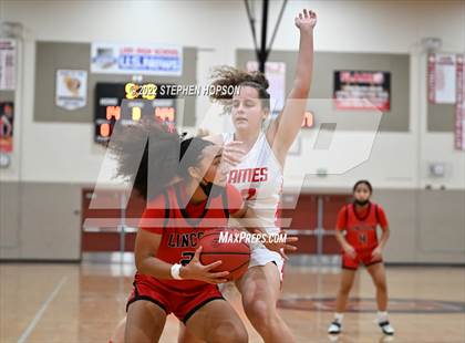 Thumbnail 3 in Lodi vs. Lincoln photogallery.