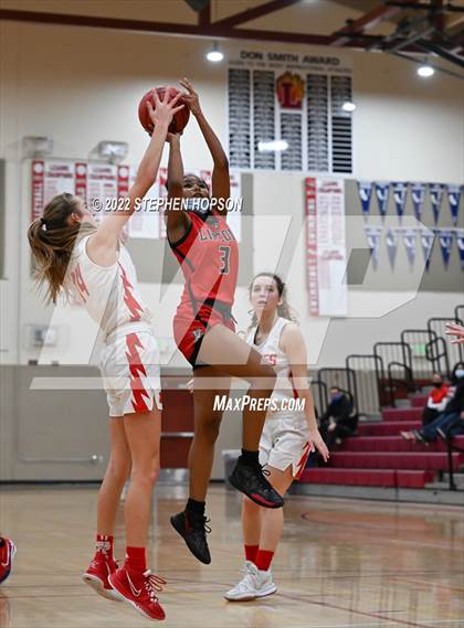 Thumbnail 1 in Lodi vs. Lincoln photogallery.