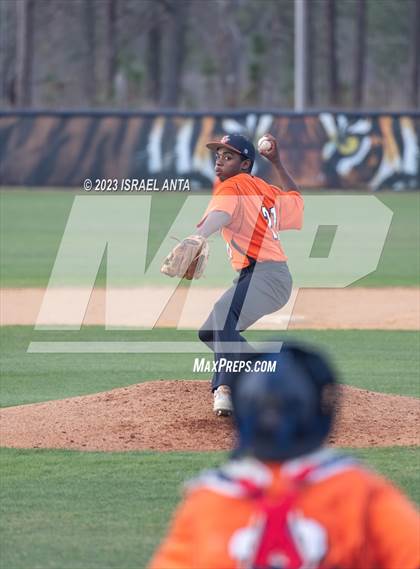 Thumbnail 3 in Terry Sanford @ South View photogallery.