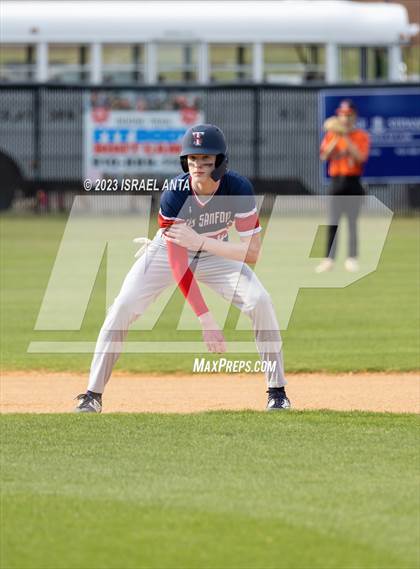 Thumbnail 1 in Terry Sanford @ South View photogallery.