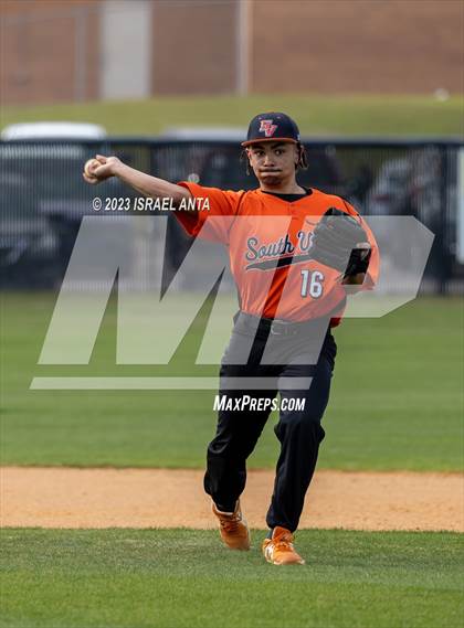 Thumbnail 3 in Terry Sanford @ South View photogallery.