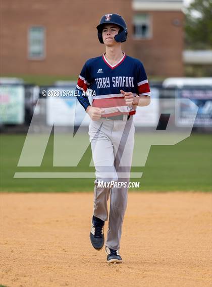 Thumbnail 1 in Terry Sanford @ South View photogallery.