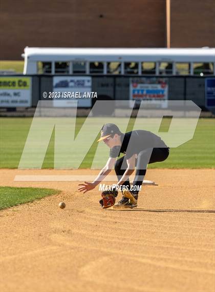 Thumbnail 1 in Terry Sanford @ South View photogallery.