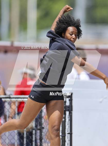 Thumbnail 2 in Class 5 Shot Put (MSHSAA State Championship) photogallery.