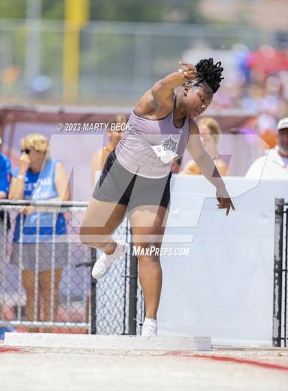 Thumbnail 1 in Class 5 Shot Put (MSHSAA State Championship) photogallery.