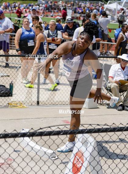 Thumbnail 3 in Class 5 Shot Put (MSHSAA State Championship) photogallery.
