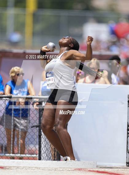 Thumbnail 3 in Class 5 Shot Put (MSHSAA State Championship) photogallery.