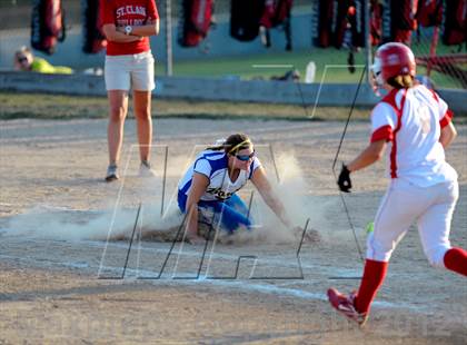Thumbnail 1 in St. Clair vs. St. Francis Borgia photogallery.