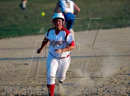 Thumbnail 3 in St. Clair vs. St. Francis Borgia photogallery.