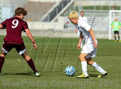 Thumbnail 2 in Air Academy vs. Cheyenne Mountain (CHSAA 4A Final) photogallery.