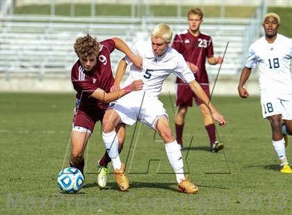 Thumbnail 2 in Air Academy vs. Cheyenne Mountain (CHSAA 4A Final) photogallery.