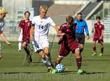 Thumbnail 3 in Air Academy vs. Cheyenne Mountain (CHSAA 4A Final) photogallery.