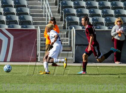 Thumbnail 3 in Air Academy vs. Cheyenne Mountain (CHSAA 4A Final) photogallery.