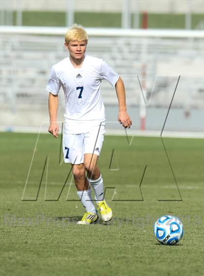 Thumbnail 1 in Air Academy vs. Cheyenne Mountain (CHSAA 4A Final) photogallery.