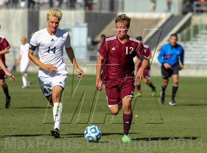 Thumbnail 3 in Air Academy vs. Cheyenne Mountain (CHSAA 4A Final) photogallery.