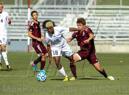 Thumbnail 2 in Air Academy vs. Cheyenne Mountain (CHSAA 4A Final) photogallery.