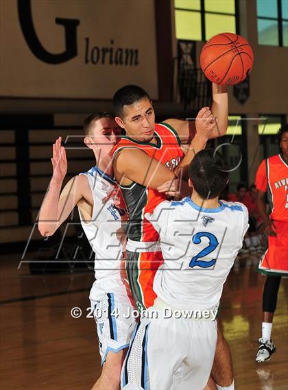 Thumbnail 1 in Poly @ Foothill (MaxPreps Holiday Classic) photogallery.