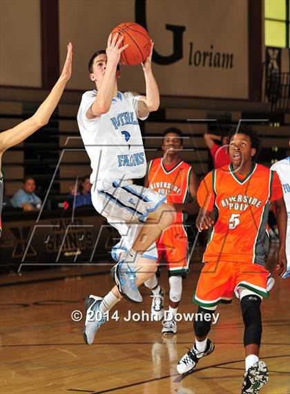Thumbnail 2 in Poly @ Foothill (MaxPreps Holiday Classic) photogallery.