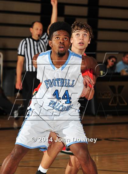 Thumbnail 3 in Poly @ Foothill (MaxPreps Holiday Classic) photogallery.