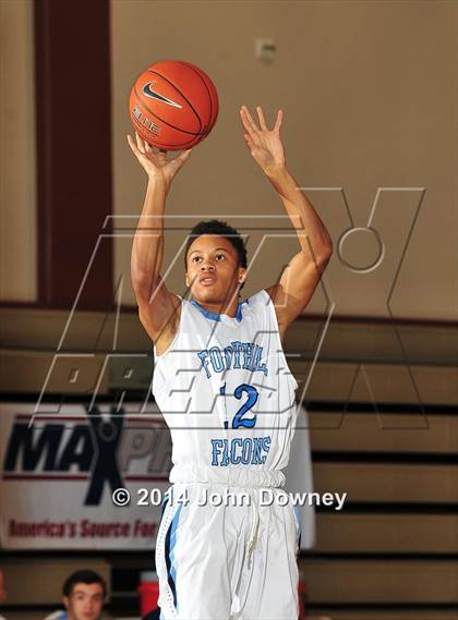 Thumbnail 1 in Poly @ Foothill (MaxPreps Holiday Classic) photogallery.