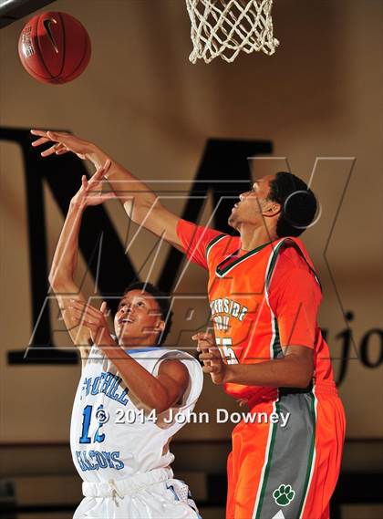 Thumbnail 3 in Poly @ Foothill (MaxPreps Holiday Classic) photogallery.