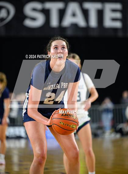 Thumbnail 2 in Woodinville vs. Gonzaga Prep (WIAA 4A Quarterfinals) photogallery.