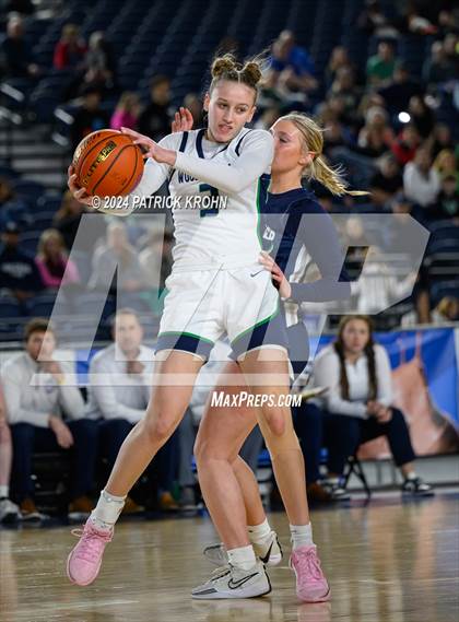 Thumbnail 3 in Woodinville vs. Gonzaga Prep (WIAA 4A Quarterfinals) photogallery.
