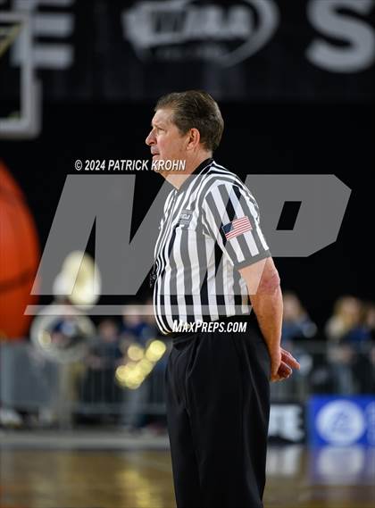 Thumbnail 1 in Woodinville vs. Gonzaga Prep (WIAA 4A Quarterfinals) photogallery.