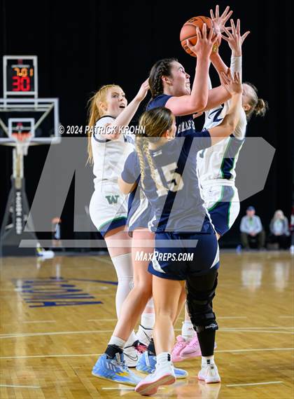 Thumbnail 3 in Woodinville vs. Gonzaga Prep (WIAA 4A Quarterfinals) photogallery.