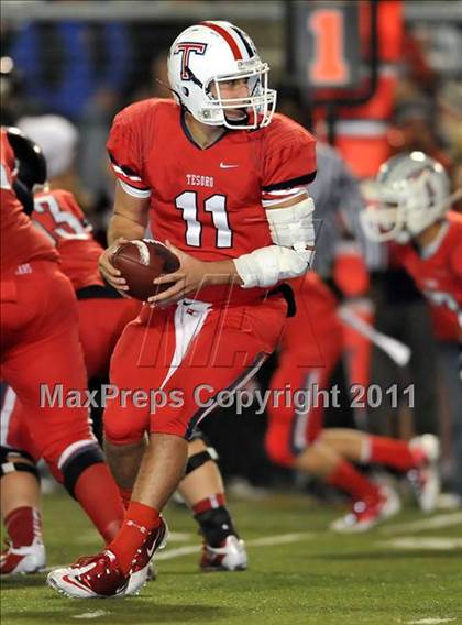 Thumbnail 2 in Tesoro vs. San Clemente (CIF SS Playoffs) photogallery.
