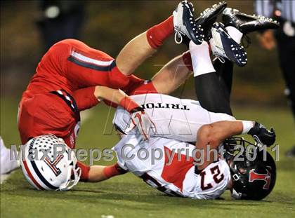 Thumbnail 1 in Tesoro vs. San Clemente (CIF SS Playoffs) photogallery.