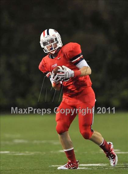 Thumbnail 2 in Tesoro vs. San Clemente (CIF SS Playoffs) photogallery.