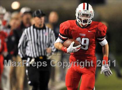 Thumbnail 3 in Tesoro vs. San Clemente (CIF SS Playoffs) photogallery.