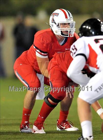 Thumbnail 3 in Tesoro vs. San Clemente (CIF SS Playoffs) photogallery.