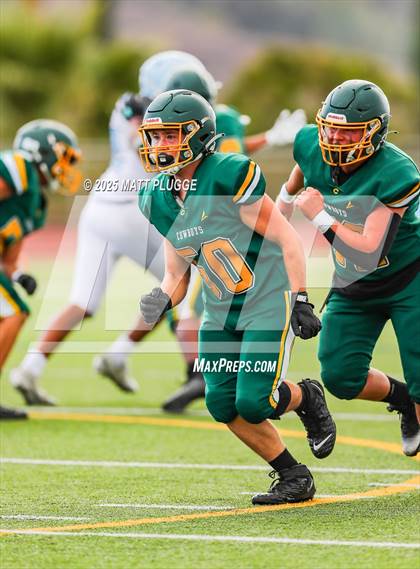 Thumbnail 3 in JV: Saugus @ Canyon photogallery.