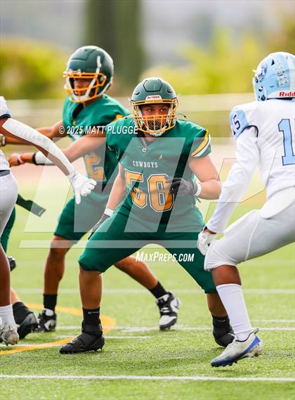 Thumbnail 1 in JV: Saugus @ Canyon photogallery.