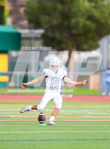 Thumbnail 2 in JV: Saugus @ Canyon photogallery.