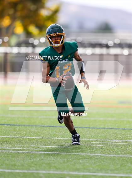 Thumbnail 1 in JV: Saugus @ Canyon photogallery.