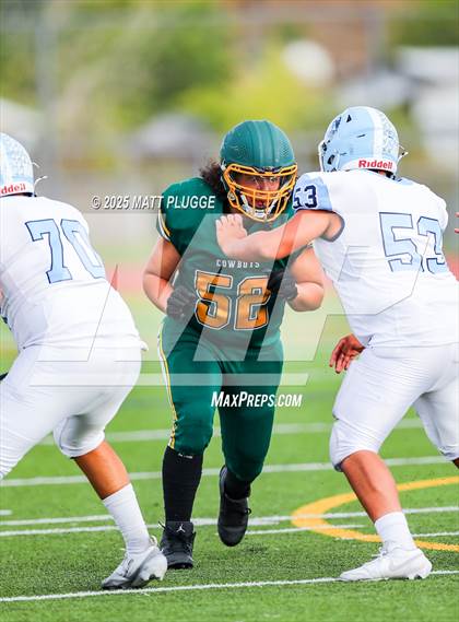 Thumbnail 2 in JV: Saugus @ Canyon photogallery.