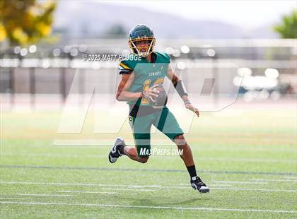 Thumbnail 2 in JV: Saugus @ Canyon photogallery.