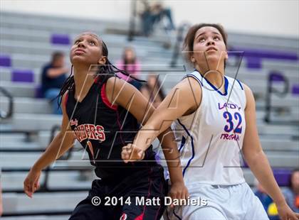Thumbnail 3 in Rangeview vs. Fountain-Fort Carson (Douglas County Tournament) photogallery.