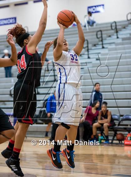 Thumbnail 1 in Rangeview vs. Fountain-Fort Carson (Douglas County Tournament) photogallery.