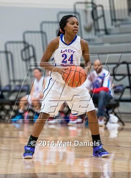 Thumbnail 2 in Rangeview vs. Fountain-Fort Carson (Douglas County Tournament) photogallery.