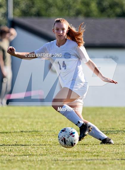 Thumbnail 2 in Park Tudor vs Canterbury photogallery.