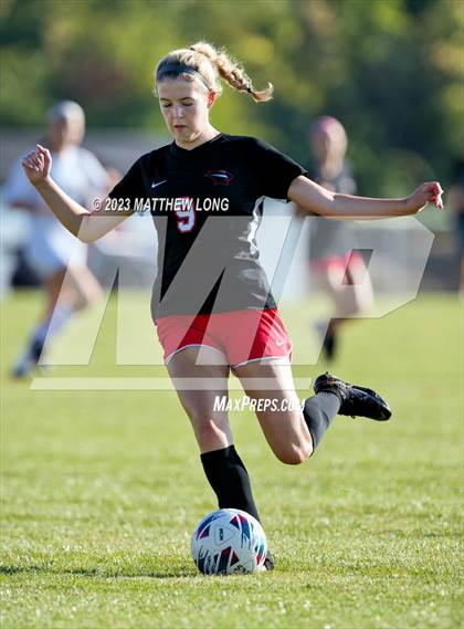 Thumbnail 3 in Park Tudor vs Canterbury photogallery.