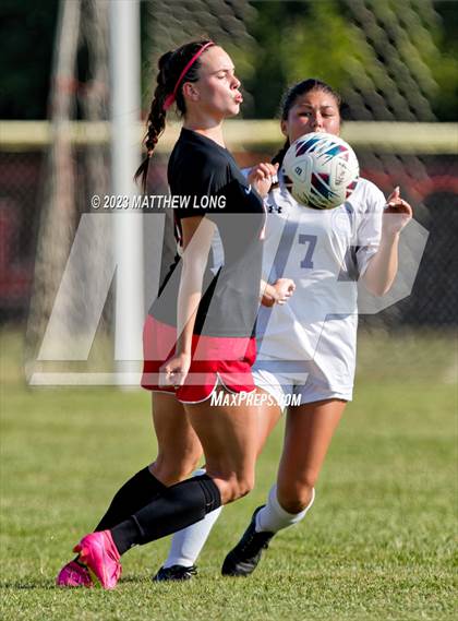 Thumbnail 1 in Park Tudor vs Canterbury photogallery.