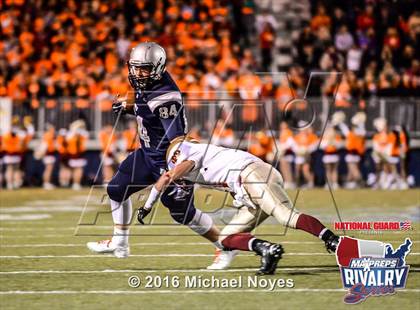 Thumbnail 3 in Evansville Mater Dei @ Evansville Reitz (2015 MaxPreps Rivalry Series) photogallery.